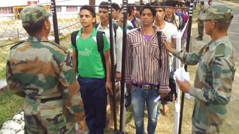 भारतीय सेना रैली भर्ती: 8वीं-12वीं पास उम्मीदवार कई पदों के लिए कर सकते हैं आवेदन भारतीय सेना रैली भर्ती: 8वीं-12वीं पास उम्मीदवार कई पदों के लिए कर सकते हैं आवेदन