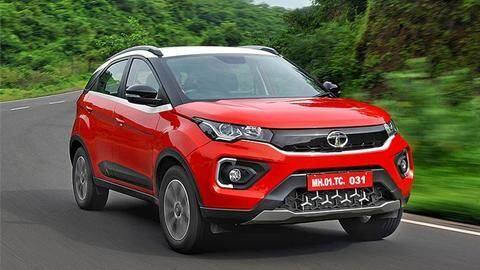 12 लाख रुपये से कम कीमत में खरीदें ये बेहतरीन ऑटोमैटिक डीजल कारें 12 लाख रुपये से कम कीमत में खरीदें ये बेहतरीन ऑटोमैटिक डीजल कारें
