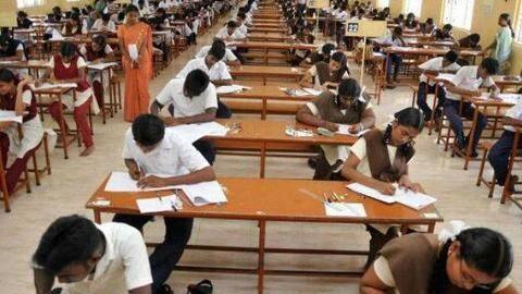 UP Board Exam: नकल कराने वालों पर लगेगी रोक, लगाई जाएगी रासुका, STF का होगा प्रयोग UP Board Exam: नकल कराने वालों पर लगेगी रोक, लगाई जाएगी रासुका, STF का होगा प्रयोग