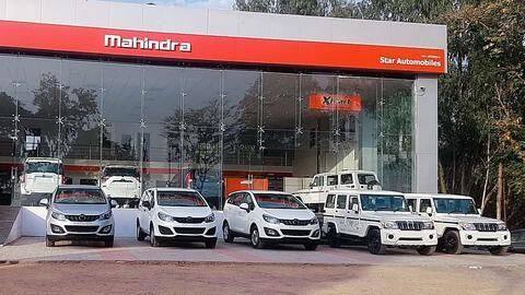 महिंद्रा की कारों पर मिल रहा लाखों रुपये का भारी-भरकम डिस्काउंट महिंद्रा की कारों पर मिल रहा लाखों रुपये का भारी-भरकम डिस्काउंट