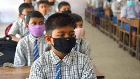 लॉकडाउन के बाद दोबारा स्कूल खुलने पर ऐसे होगी पढ़ाई, इन बातों का रखा जाएगा ध्यान लॉकडाउन के बाद दोबारा स्कूल खुलने पर ऐसे होगी पढ़ाई, इन बातों का रखा जाएगा ध्यान