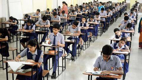 CISCE: परीक्षाओं से आठ दिन पहले जारी होगा शेड्यूल, जानें कब आएगा रिजल्ट CISCE: परीक्षाओं से आठ दिन पहले जारी होगा शेड्यूल, जानें कब आएगा रिजल्ट