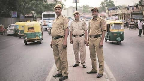 इस राज्य में कांस्टेबल के 4,000 पदों पर हो रही भर्ती, जल्द करें आवेदन इस राज्य में कांस्टेबल के 4,000 पदों पर हो रही भर्ती, जल्द करें आवेदन