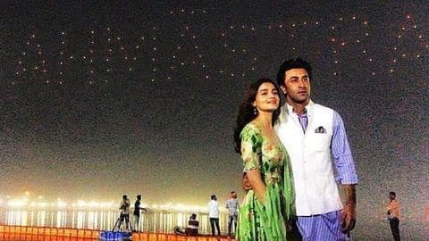 आलिया का खुलासा, 'ब्रह्मास्त्र' में रणबीर संग काम करने के लिए अयान से किया था निवेदन आलिया का खुलासा, 'ब्रह्मास्त्र' में रणबीर संग काम करने के लिए अयान से किया था निवेदन