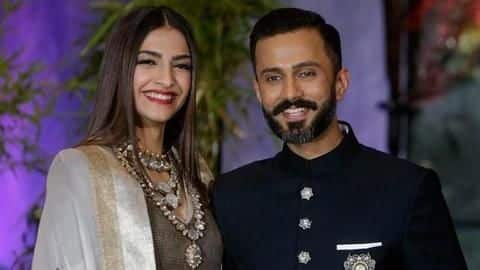 पहली मुलाकात में अपने दोस्त के साथ सोनम की जोड़ी बनाना चाहते थे उनके पति आनंद पहली मुलाकात में अपने दोस्त के साथ सोनम की जोड़ी बनाना चाहते थे उनके पति आनंद