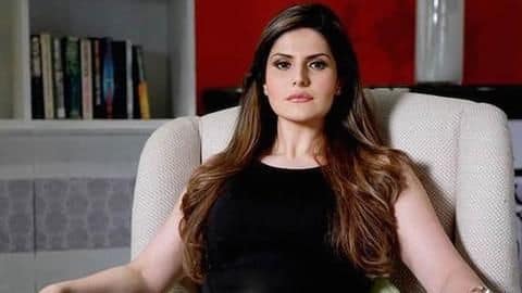 कास्टिंग काउच: जरीन खान ने बताई आप बीती, 'किस सीन का रिहर्सल करना चाहता था डायरेक्टर' कास्टिंग काउच: जरीन खान ने बताई आप बीती, 'किस सीन का रिहर्सल करना चाहता था डायरेक्टर'