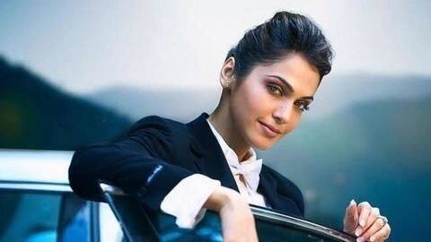 ईशा कोप्पिकर ने की कास्टिंग काउच पर बात, कहा- अकेले में मिलना चाहता था सुपरस्टार ईशा कोप्पिकर ने की कास्टिंग काउच पर बात, कहा- अकेले में मिलना चाहता था सुपरस्टार