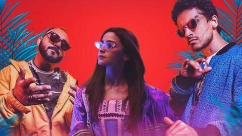 'पराडा' को लेकर फंसी आलिया! पाकिस्तानी अभिनेत्री ने लगाया गाना चुराने का आरोप 'पराडा' को लेकर फंसी आलिया! पाकिस्तानी अभिनेत्री ने लगाया गाना चुराने का आरोप