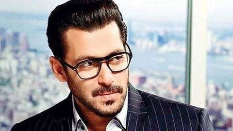 अपनी इस फिल्म के लिए डायलॉग राइटर बने सलमान खान अपनी इस फिल्म के लिए डायलॉग राइटर बने सलमान खान