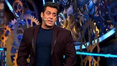बिग बॉस-12 एपिसोड 83: सलमान आज इस प्रतिभागी को देंगे हद में रहने की नसीहत बिग बॉस-12 एपिसोड 83: सलमान आज इस प्रतिभागी को देंगे हद में रहने की नसीहत