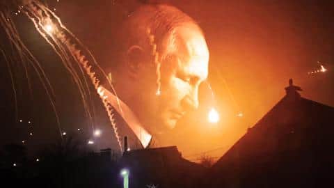 यूक्रेन पर हमला: राजधानी कीव के पास पहुंची रूसी सेना, मिसाइलों से हमले जारी यूक्रेन पर हमला: राजधानी कीव के पास पहुंची रूसी सेना, मिसाइलों से हमले जारी