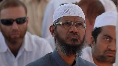 मलेशिया: जाकिर नाइक के भाषण देने पर लगी रोक, दिया था भड़काऊ बयान मलेशिया: जाकिर नाइक के भाषण देने पर लगी रोक, दिया था भड़काऊ बयान