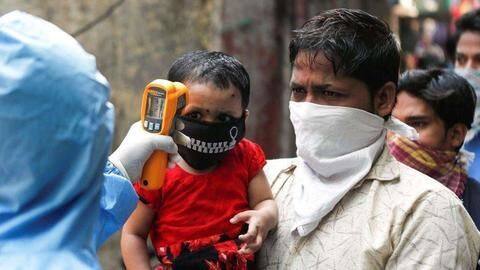 कोरोना वायरस: केरल में बिगड़ रही स्थिति, पहली बार सामने आए महाराष्ट्र से अधिक नए मामले कोरोना वायरस: केरल में बिगड़ रही स्थिति, पहली बार सामने आए महाराष्ट्र से अधिक नए मामले
