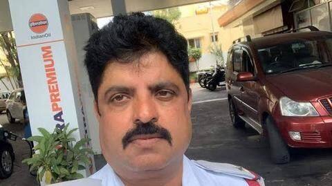 शराब पीकर गाड़ी चलाने के लिए 680 को पकड़ने वाले ट्रैफिक पुलिसकर्मी को राष्ट्रपति पुलिस मेडल शराब पीकर गाड़ी चलाने के लिए 680 को पकड़ने वाले ट्रैफिक पुलिसकर्मी को राष्ट्रपति पुलिस मेडल