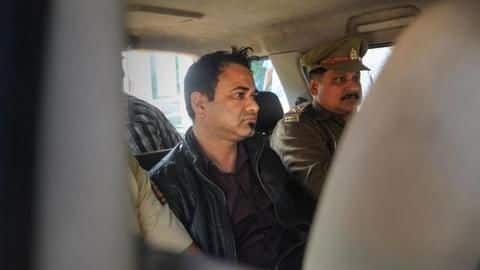 नागरिकता कानून के खिलाफ बयान देने के लिए डॉ कफील खान पर लगाया गया NSA नागरिकता कानून के खिलाफ बयान देने के लिए डॉ कफील खान पर लगाया गया NSA