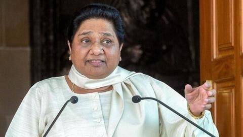 मायावती का ऐलान, हिन्दू धर्म त्यागकर अपनाएंगी बौद्ध धर्म, सही समय का कर रहीं इंतजार मायावती का ऐलान, हिन्दू धर्म त्यागकर अपनाएंगी बौद्ध धर्म, सही समय का कर रहीं इंतजार