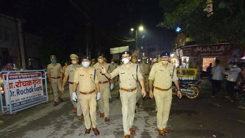 उत्तर प्रदेश: गाजीपुर में धर्म परिवर्तन विरोधी कानून के तहत नाबालिग गिरफ्तार उत्तर प्रदेश: गाजीपुर में धर्म परिवर्तन विरोधी कानून के तहत नाबालिग गिरफ्तार