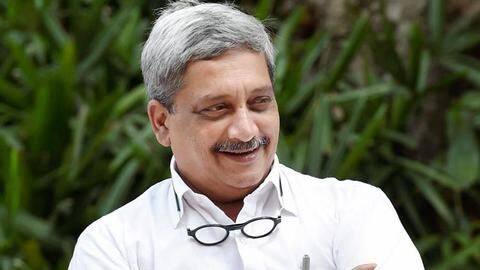 मित्रों ने किया याद, रक्षा मंत्री होने के बावजूद लाइन में लगकर खाना लेते थे पर्रिकर मित्रों ने किया याद, रक्षा मंत्री होने के बावजूद लाइन में लगकर खाना लेते थे पर्रिकर