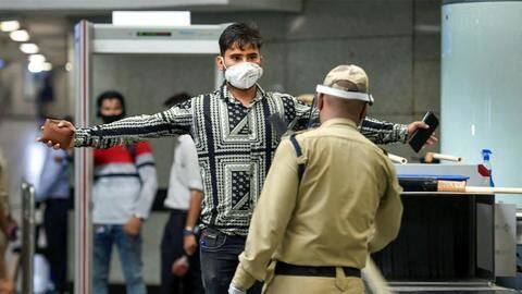 कोरोना वायरस: देश में बीते दिन लगभग 48,000 नए मामले, अकेले दिल्ली में मिले 8,593 संक्रमित कोरोना वायरस: देश में बीते दिन लगभग 48,000 नए मामले, अकेले दिल्ली में मिले 8,593 संक्रमित