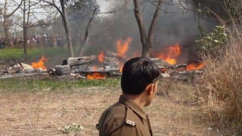 वायुसेना का लड़ाकू विमान जगुआर उत्तर प्रदेश के कुशीनगर में दुर्घटनाग्रस्त, पायलट सुरक्षित वायुसेना का लड़ाकू विमान जगुआर उत्तर प्रदेश के कुशीनगर में दुर्घटनाग्रस्त, पायलट सुरक्षित