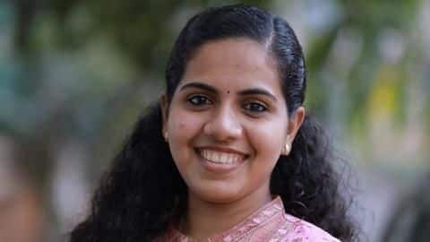 कौन हैं देश की सबसे युुवा मेयर बनने के मुहाने पर खड़ीं 21 वर्षीय आर्या राजेंद्रन? कौन हैं देश की सबसे युुवा मेयर बनने के मुहाने पर खड़ीं 21 वर्षीय आर्या राजेंद्रन?