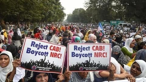 नागरिकता कानून: विरोध प्रदर्शनों के कारण अब पश्चिम बंगाल में भी लगी इंटरनेट पर पाबंदी नागरिकता कानून: विरोध प्रदर्शनों के कारण अब पश्चिम बंगाल में भी लगी इंटरनेट पर पाबंदी