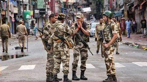 स्वतंत्रता दिवस से पहले जम्मू में हटाई गईं सारी पाबंदियां, कश्मीर में रहेंगी जारी स्वतंत्रता दिवस से पहले जम्मू में हटाई गईं सारी पाबंदियां, कश्मीर में रहेंगी जारी