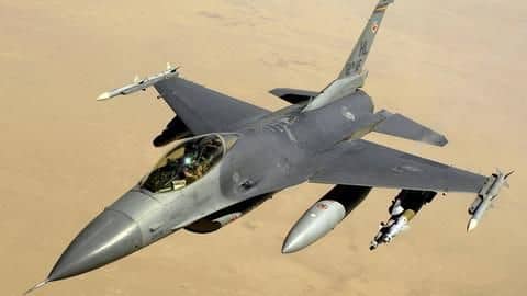 F-16 के पायलट को भारतीय पायलट समझ बैठे पाकिस्तानी लोग, भीड़ ने पीट-पीट कर मार डाला F-16 के पायलट को भारतीय पायलट समझ बैठे पाकिस्तानी लोग, भीड़ ने पीट-पीट कर मार डाला