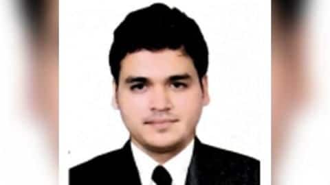 होम क्वारंटाइन के नियम तोड़ कानपुर पहुंचा केरल का IAS अधिकारी, होगी कार्रवाई होम क्वारंटाइन के नियम तोड़ कानपुर पहुंचा केरल का IAS अधिकारी, होगी कार्रवाई