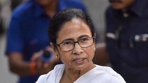 पश्चिम बंगाल के लोगों को मुफ्त में लगाई जाएगी कोरोना वैक्सीन, ममता बनर्जी ने किया ऐलान पश्चिम बंगाल के लोगों को मुफ्त में लगाई जाएगी कोरोना वैक्सीन, ममता बनर्जी ने किया ऐलान