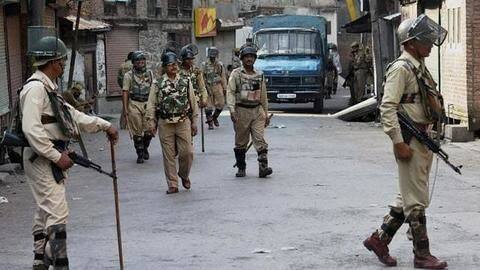 कश्मीर: मुठभेड़ में तीन आतंकी ढेर, मरने वालों में जाकिर मूसा का उत्तराधिकारी शामिल कश्मीर: मुठभेड़ में तीन आतंकी ढेर, मरने वालों में जाकिर मूसा का उत्तराधिकारी शामिल