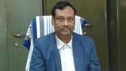 प्रोफेसर ने बंद सील बोतल से की वर्जिन लड़कियों की तुलना, महिला आयोग ने भेजा नोटिस