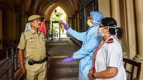 कोरोना वायरस: देश में बीते दिन 10,667 नए मामले, 10,000 के नजदीक पहुंचा मौत का आंकड़ा कोरोना वायरस: देश में बीते दिन 10,667 नए मामले, 10,000 के नजदीक पहुंचा मौत का आंकड़ा