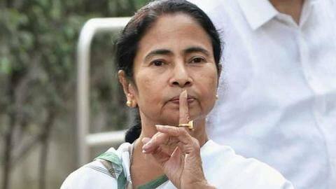 मोदी को तानाशाह नेता बताने वाली ममता कैसे खुद बंगाल में कर रही हैं तानाशाही, जानें मोदी को तानाशाह नेता बताने वाली ममता कैसे खुद बंगाल में कर रही हैं तानाशाही, जानें