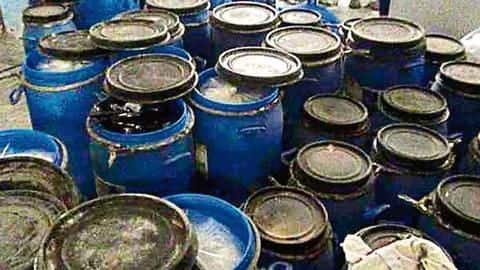नोएडा: देश के सबसे बड़े छापे में 1,000 करोड़ रुपये के नशीले पदार्थ जब्त नोएडा: देश के सबसे बड़े छापे में 1,000 करोड़ रुपये के नशीले पदार्थ जब्त