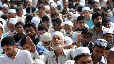 जानिए क्यों उठ रहे हैं लोकसभा चुनाव में रमजान के दौरान मतदान पर सवाल जानिए क्यों उठ रहे हैं लोकसभा चुनाव में रमजान के दौरान मतदान पर सवाल