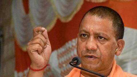 योगी सरकार ने पहले दिया शस्त्र लाइसेंस वाले ब्राह्मणों की गिनती का आदेश, फिर लिया वापस योगी सरकार ने पहले दिया शस्त्र लाइसेंस वाले ब्राह्मणों की गिनती का आदेश, फिर लिया वापस