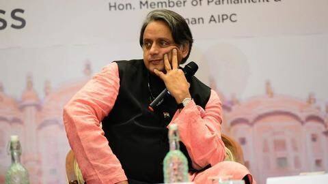 शशि थरूर के खिलाफ गिरफ्तारी वारंट जारी, किताब में 'नायर' महिलाओं का अपमान करने का आरोप शशि थरूर के खिलाफ गिरफ्तारी वारंट जारी, किताब में 'नायर' महिलाओं का अपमान करने का आरोप