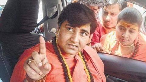 साध्वी प्रज्ञा के बयान से आहत हेमंत करकरे के पूर्व साथी लड़ेंगे उनके खिलाफ चुनाव साध्वी प्रज्ञा के बयान से आहत हेमंत करकरे के पूर्व साथी लड़ेंगे उनके खिलाफ चुनाव