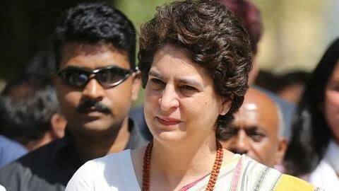 शर्मनाक बयान- भाजपा नेता ने प्रियंका गांधी को कहा 'स्कर्ट वाली बाई' शर्मनाक बयान- भाजपा नेता ने प्रियंका गांधी को कहा 'स्कर्ट वाली बाई'