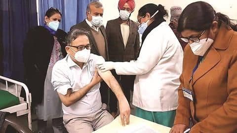 दिल्ली: वैक्सीनेशन के पहले दिन सामने आईं 51 छोटी-मोटी स्वास्थ्य समस्याएं, एक को करना पड़ा भर्ती दिल्ली: वैक्सीनेशन के पहले दिन सामने आईं 51 छोटी-मोटी स्वास्थ्य समस्याएं, एक को करना पड़ा भर्ती