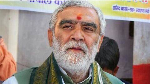 केंद्रीय मंत्री ने सरेआम दरोगा को दी वर्दी उतरवाने की धमकी, जानिए मामला केंद्रीय मंत्री ने सरेआम दरोगा को दी वर्दी उतरवाने की धमकी, जानिए मामला