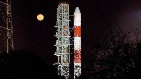 ISRO के PSLV-C44 का सफल प्रक्षेपण, जानें क्यों आधी रात को हुआ लॉन्च ISRO के PSLV-C44 का सफल प्रक्षेपण, जानें क्यों आधी रात को हुआ लॉन्च