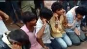 मध्य प्रदेश: गो-तस्करी के आरोप में 25 लोगों की परेड, लगवाए 'गोमाता की जय' के नारे