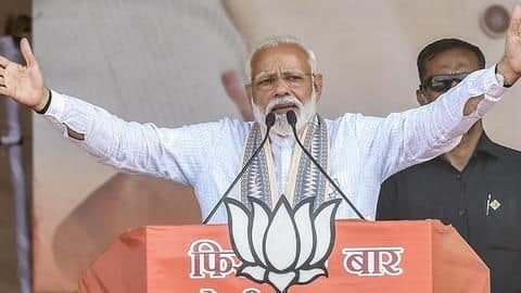 चुनाव आयोग की मोदी को दूसरी क्लीन चिट, अपने अधिकारियों के फैसले को ही पलटा चुनाव आयोग की मोदी को दूसरी क्लीन चिट, अपने अधिकारियों के फैसले को ही पलटा