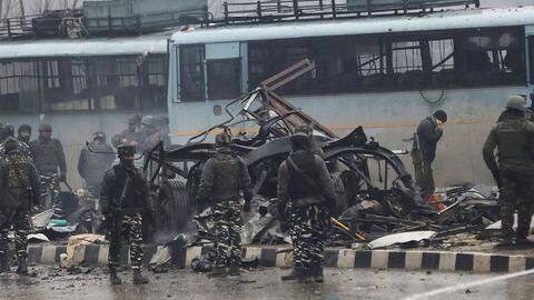 पुलवामा आतंकी हमला: पाकिस्तान की खुफिया एजेंसी ISI और जैश-ए-मोहम्मद ने रची थी साजिश- NIA चार्जशीट पुलवामा आतंकी हमला: पाकिस्तान की खुफिया एजेंसी ISI और जैश-ए-मोहम्मद ने रची थी साजिश- NIA चार्जशीट