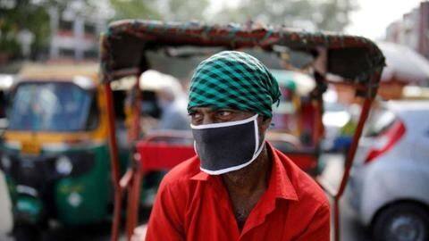 कोरोना वायरस: भारत में सक्रिय मामलों की संख्या 10 लाख पार, बीते दिन मिले रिकॉर्ड संक्रमित कोरोना वायरस: भारत में सक्रिय मामलों की संख्या 10 लाख पार, बीते दिन मिले रिकॉर्ड संक्रमित