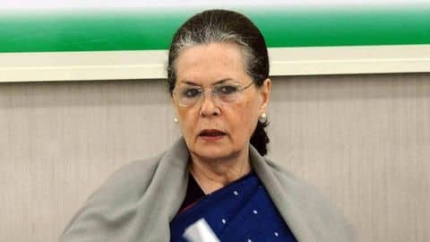 नेताओं के पत्र के बाद सोनिया गांधी ने कही अंतरिम अध्यक्ष पद से इस्तीफे की बात नेताओं के पत्र के बाद सोनिया गांधी ने कही अंतरिम अध्यक्ष पद से इस्तीफे की बात