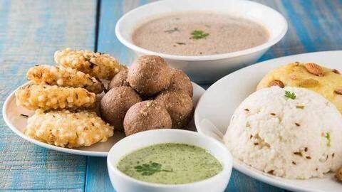 नवरात्रि उपवास: भूल से भी न करें डाइट से जुड़ी ये गलतियां, सेहत को पहुंचेगा नुकसान नवरात्रि उपवास: भूल से भी न करें डाइट से जुड़ी ये गलतियां, सेहत को पहुंचेगा नुकसान