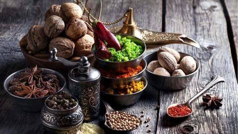 आयुर्वेद के अनुसार ऐसा होना चाहिए आपका खान-पान आयुर्वेद के अनुसार ऐसा होना चाहिए आपका खान-पान